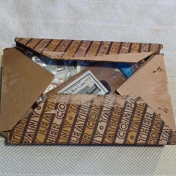 Roamer Handbag Kit with Brown Leather - Picture 4 of 16